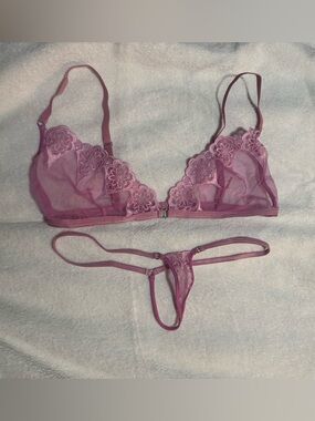 Wicked Weasel Pink Lace Lingerie Set – Medium (657 Thong)